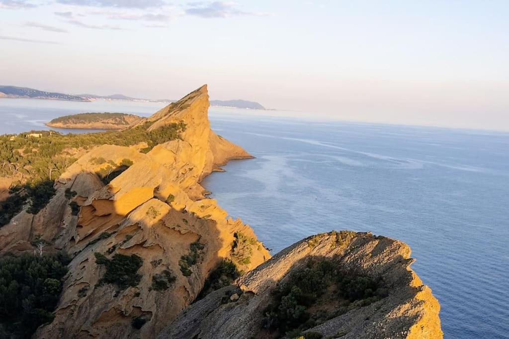 Studio 28M2 Climatise,Wifi, Proche Des Calanques,Plages 라시오타 외부 사진
